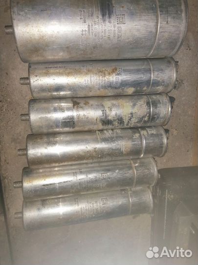 Конденсатор электролитический