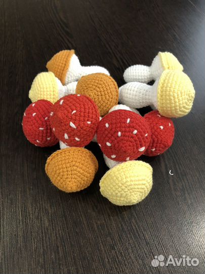 Грибочки вязанные