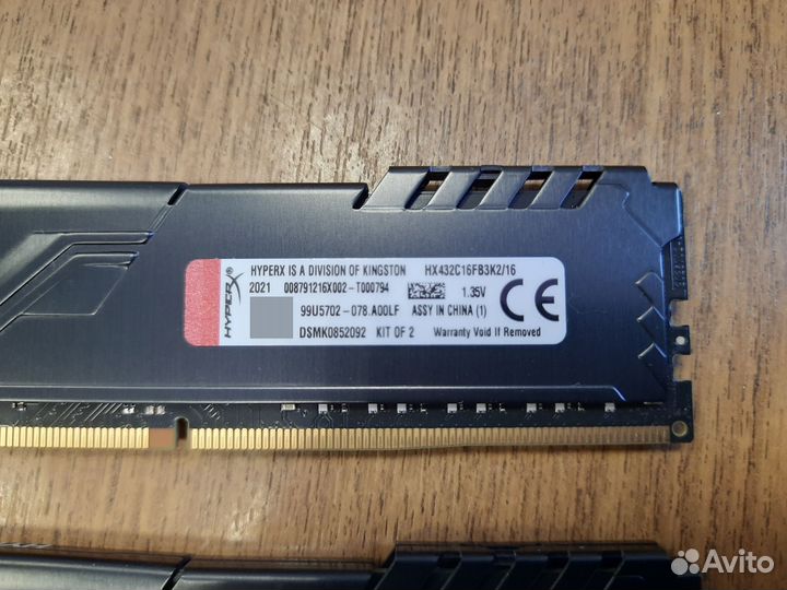 HyperX Fury DDR4 16GB (8+8) 3200MHz c дефектом