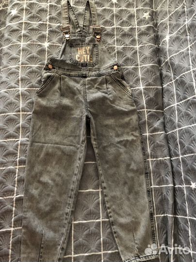 Джинсовый комбинезон для девочки