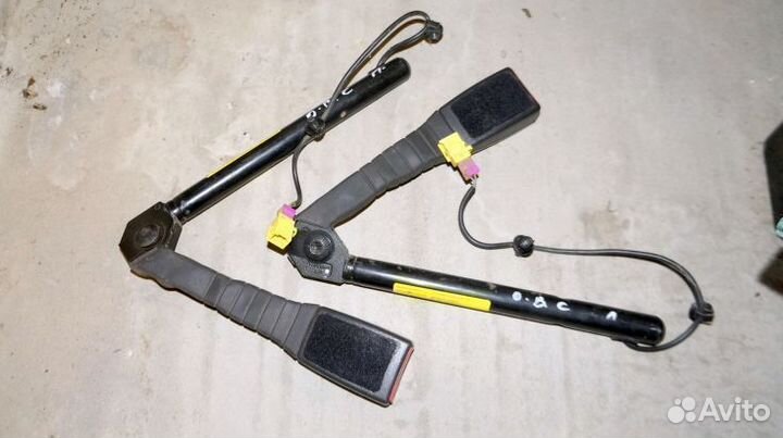 Пиропатрон преднатяжитель ремня пара Opel Vectra C