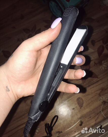 Выпрямитель для волос