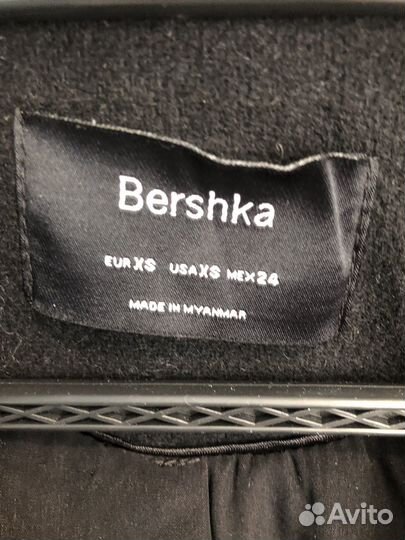 Пальто Bershka