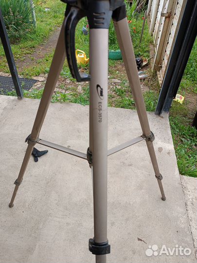 Штатив для лазерного уровня