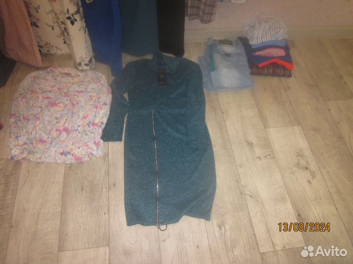 Отдам женские вещи пакетом 25шт