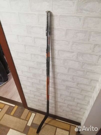 Клюшка хоккейная