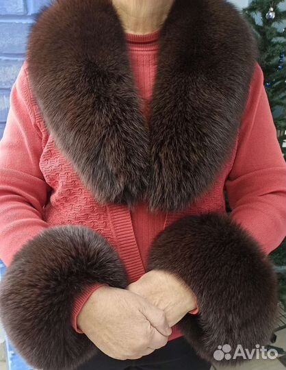 Песцовый воротник и манжеты. Новый