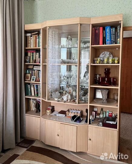 Стенка в гостиную бу