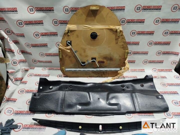 Обшивка багажника toyota carina ED