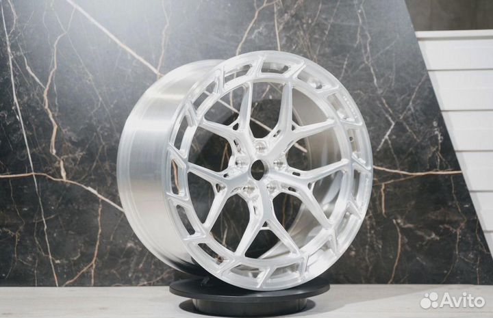 Кованые диски R22