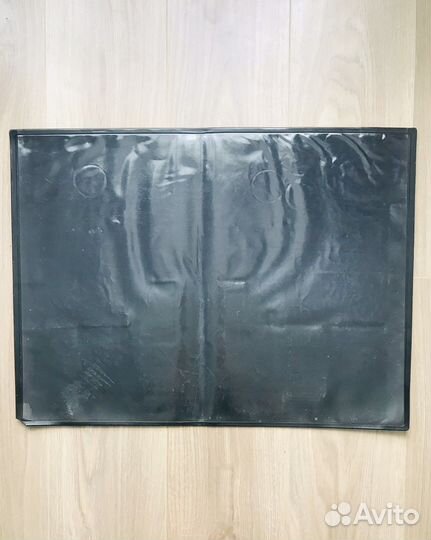 Подложка на письменный стол