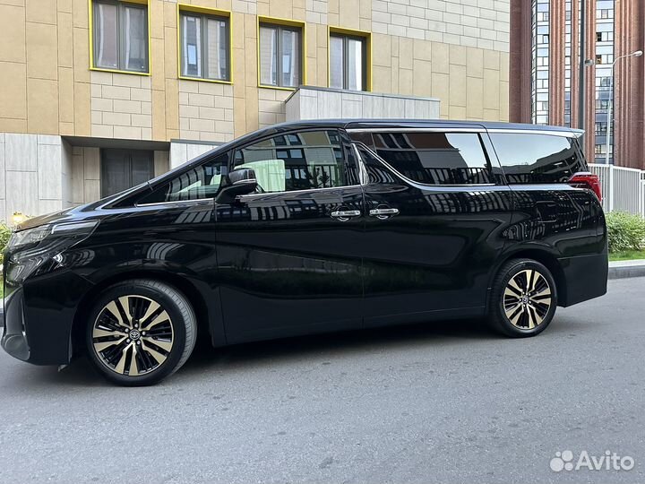 Toyota Alphard 3.5 AT, 2019, 204 000 км