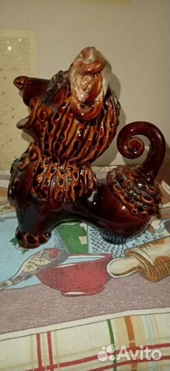 Статуэтка керамическая