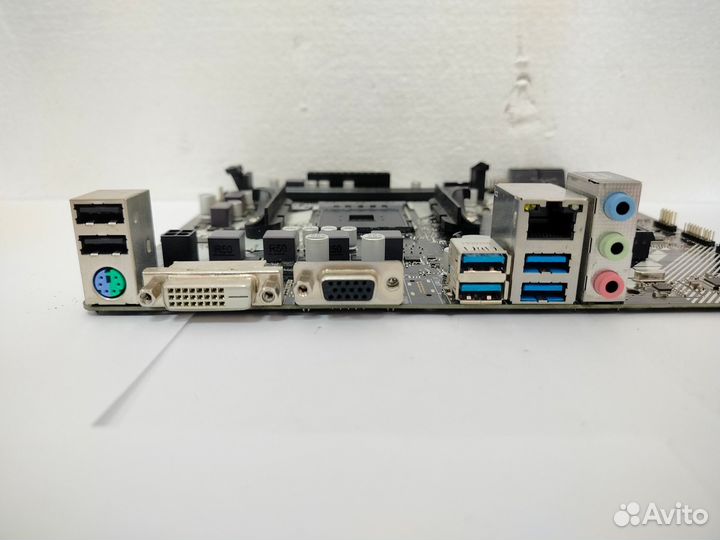 Материнская плата ASRock A320M-DVS AM4