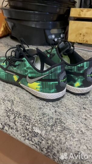 Сороконожки Nike