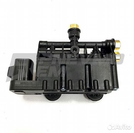 Блок клапанов пневмоподвески Land Rover Discovery