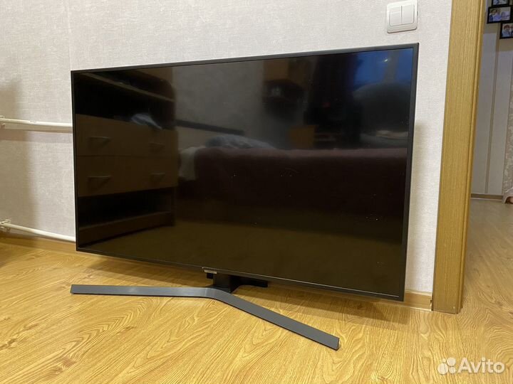 Телевизор samsung LED