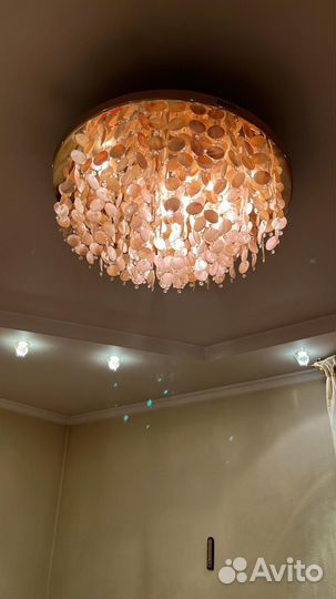 Люстра и торшер