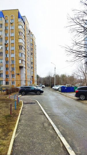3-к. квартира, 76 м², 2/10 эт.