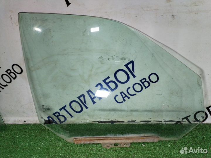 Стекло двери переднее левое Лада Приора