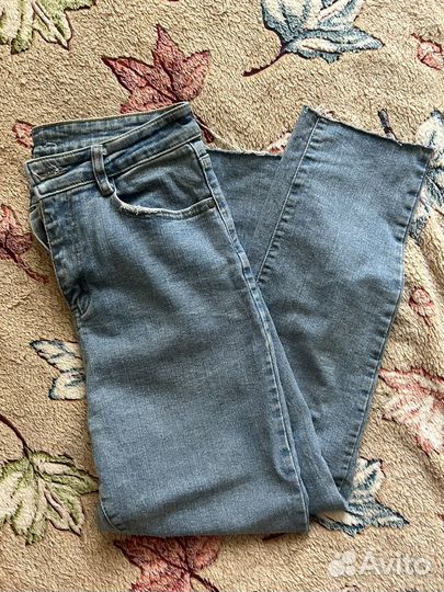 Джинсы