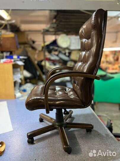 Кресло руководителя компьютерное