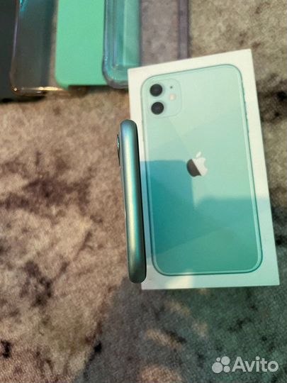 iPhone 11, 64 ГБ