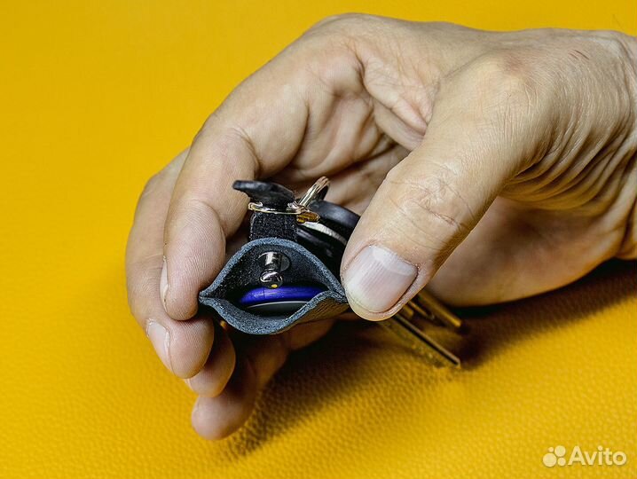 Брелок чехол для меток, карт и электронных ключей