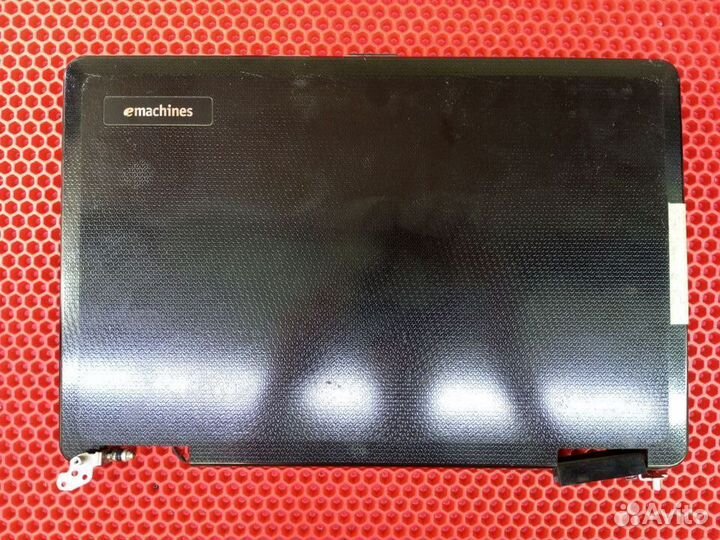 Ноутбук E-machines E525 (разбор)