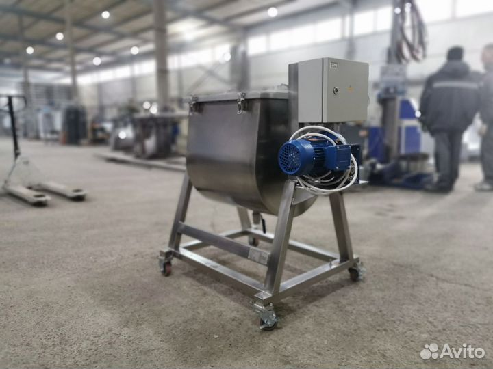 Маслобойка (маслоизготовитель)