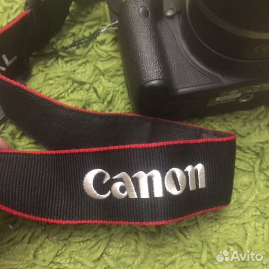 Зеркальный фотоаппарат Canon EOS 500D