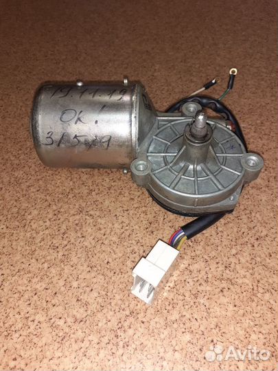 Моторчик стеклоочистителя УАЗ хантер