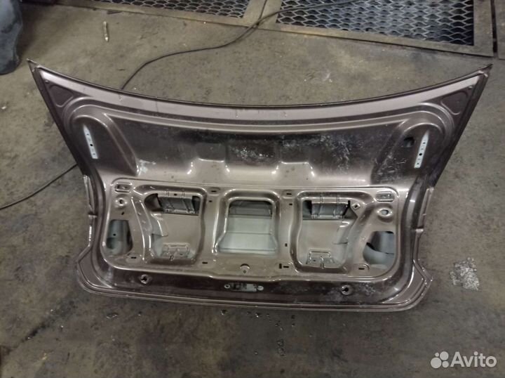 Крышка багажника volkswagen polo 5