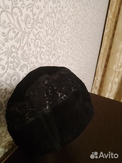 Берет женский натуральная замша