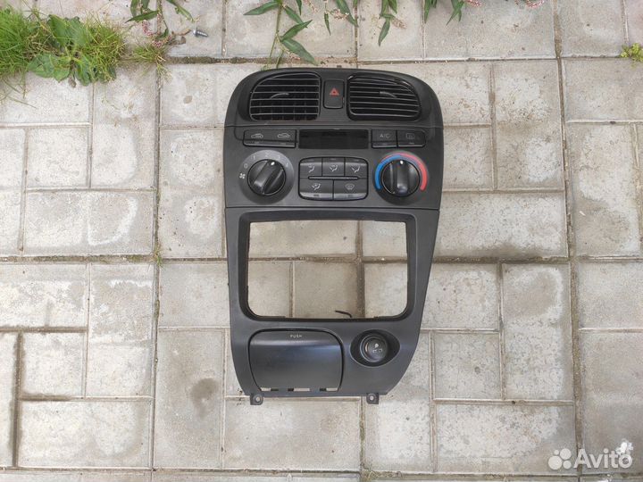 Блок управления климатической установкой Hyundai