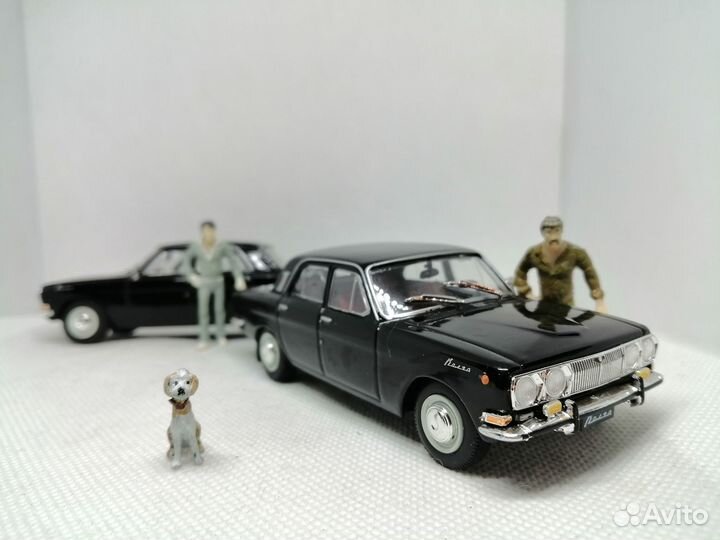 Модель газ-24 четырёхфарная «Волга»