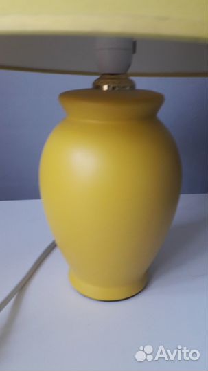 Лампа настольная