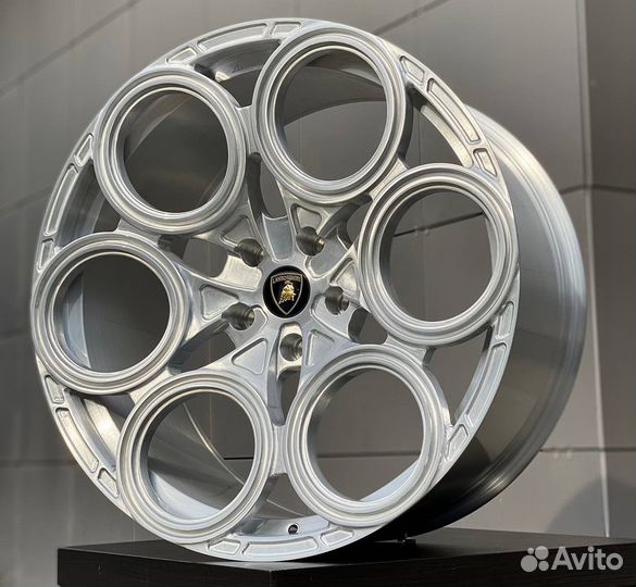 Кованые диски Gard R22 5x130 Lamborghini Urus