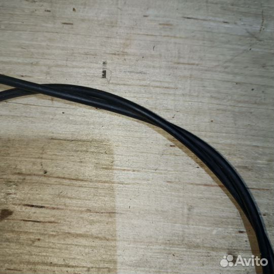 Трос капота Mitsubishi Outlander 3