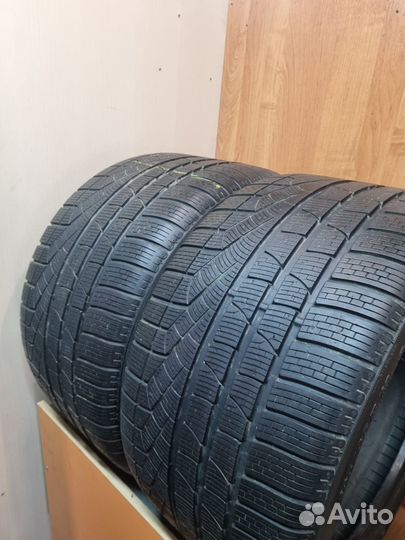 Pirelli Sottozero Winter 240 295/35 R18