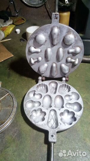 Форма для выпечки орешница