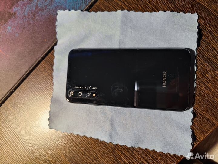 HONOR 20, 6/128 ГБ