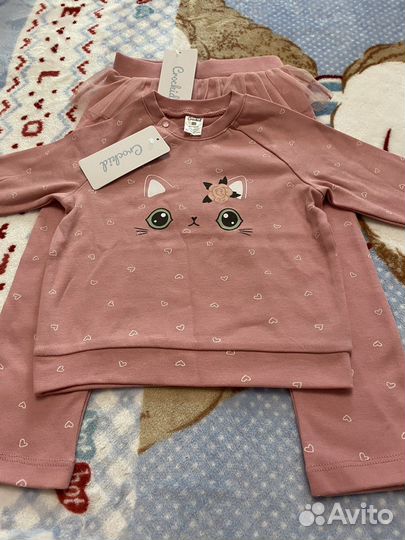 Костюм для девочки новый р. 80