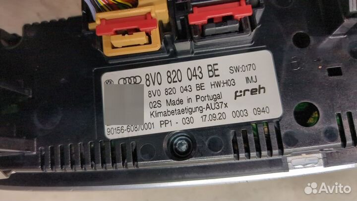 Переключатель отопителя Audi A3, 2020