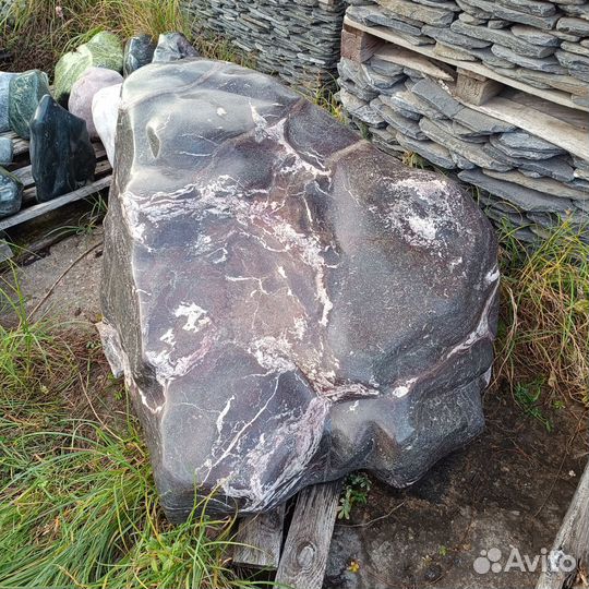 Камень природный