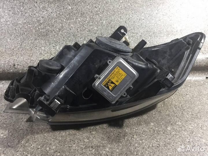 Фара правая Ford Kuga