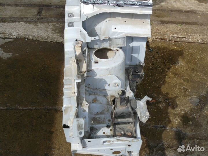 Четверть кузова правая для Nissan X-Trail T31 2008