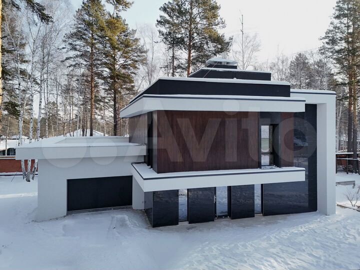 Коттедж 500 м² на участке 18,9 сот.