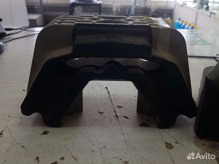 Подушка двигателя MAN Bus (Cityliner, Transliner)