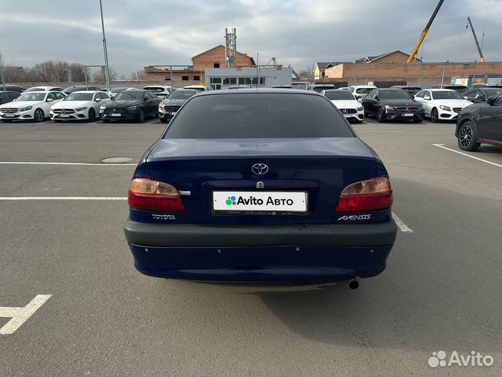 Toyota Avensis 1.8 AT, 2000, 335 500 км